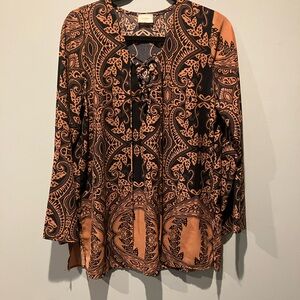 Teenflo elegant tunic- apricot and black, lace up tie neckline;29 inches long